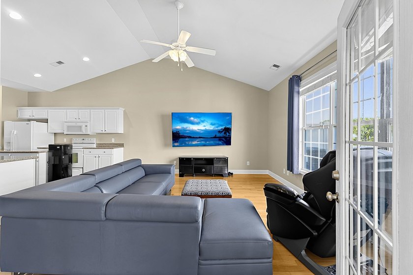 ***OPEN HOUSE Sunday July 26th 1-4pm*** Come take a look at this - photo 31