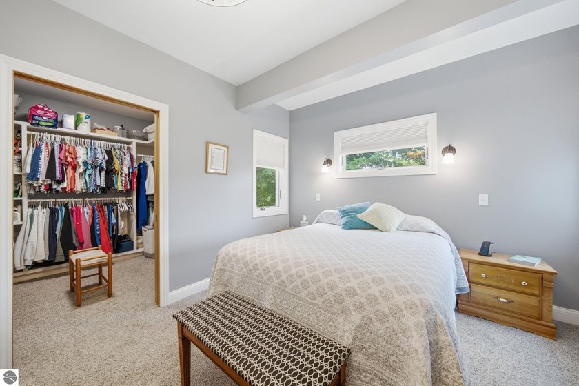 Nestled in the rolling hills of Highland, this beautifully - photo 22
