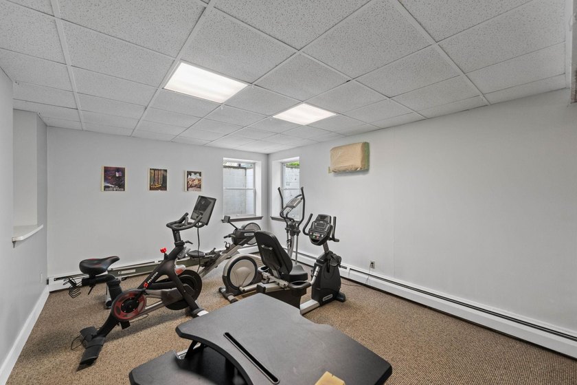 Nestled next to Market Plaza and steps from Bde Maka Ska, 1BR - photo 27