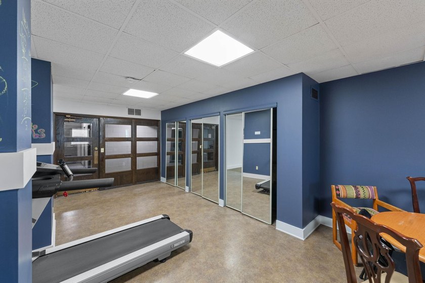 Nestled next to Market Plaza and steps from Bde Maka Ska, 1BR - photo 29