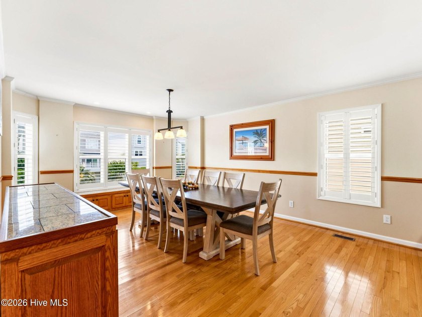 Feel the constant ocean breeze from this exceptional West End - photo 8