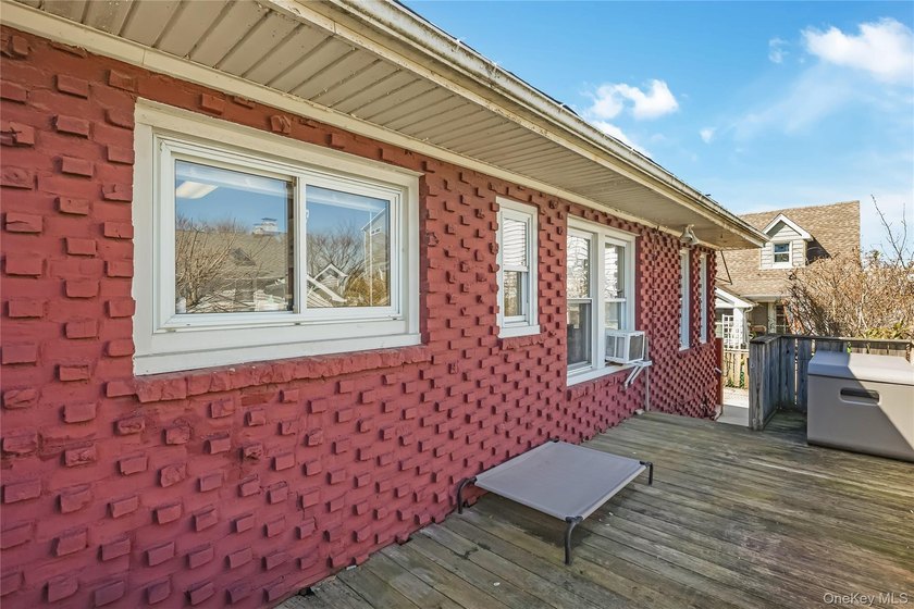 Beautiful Cottage In The Desirable *Walks*, Close to Beach - photo 4