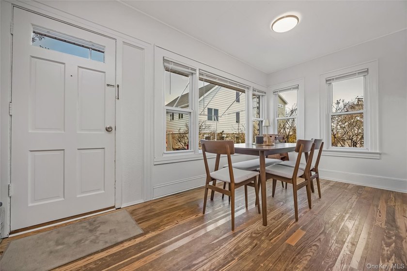 Beautiful Cottage In The Desirable *Walks*, Close to Beach - photo 6