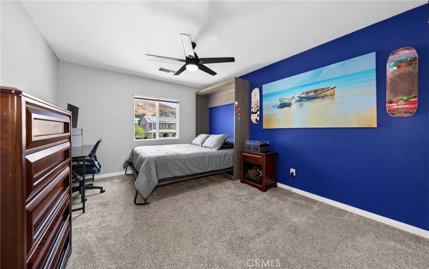 Welcome to this stunning turnkey home in the highly sought-after - photo 25