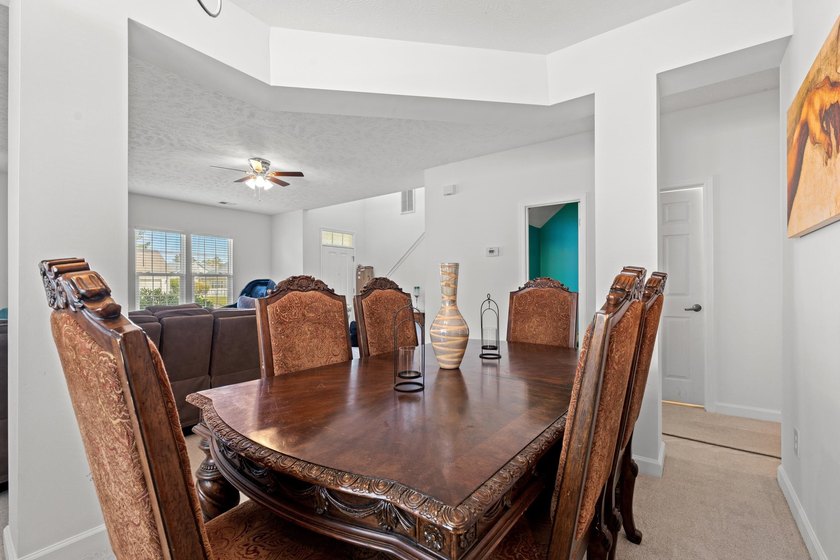 Welcome to this spacious and beautifully updated 5-bedroom, 3 - photo 35