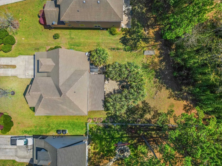 Welcome to this spacious and beautifully updated 5-bedroom, 3 - photo 38