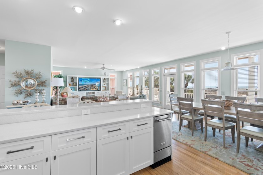 Welcome to 1313 Ocean Blvd W, ''Clippers Ocean Spray,'' a - photo 21