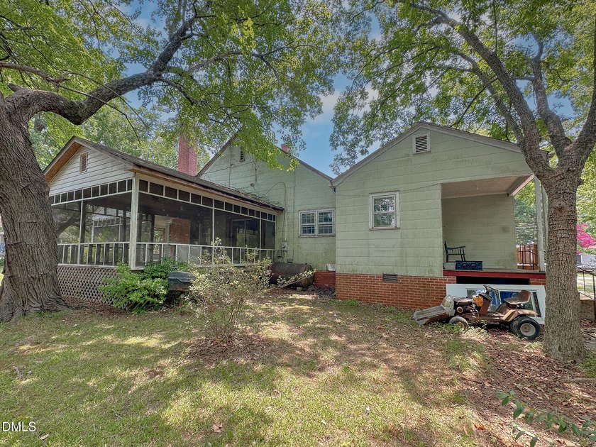 Opportunity awaits with this spacious 4-bedroom, 1.5-bath home - photo 3