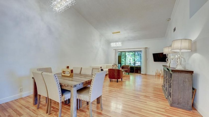 STUNNING CORNER VILLA!! in the highly desirable Canary Palm Club - photo 18