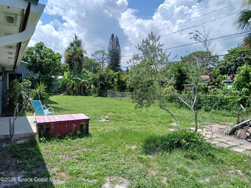 Welcome to 110 Lagoon Ave, a rare double-lot property offering - photo 9