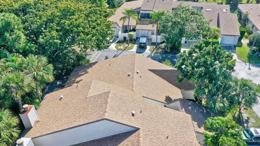 STUNNING CORNER VILLA!! in the highly desirable Canary Palm Club - photo 47