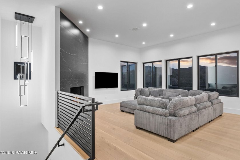 Extensively reimagined beginning in 2020, this modern luxury - photo 8