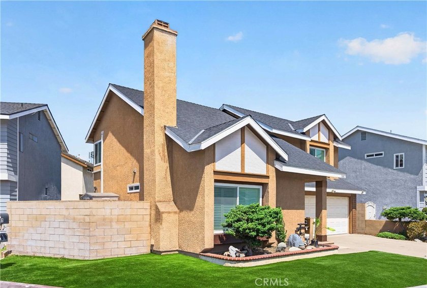 Welcome to this two-story home on a quiet Garden Grove - photo 40
