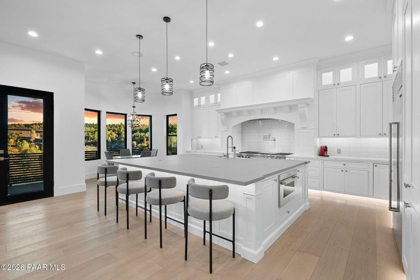 Extensively reimagined beginning in 2020, this modern luxury - photo 10