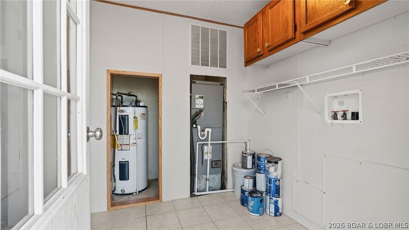 Come check out this refreshed 3-bedroom, 2-bath manufactured - photo 44
