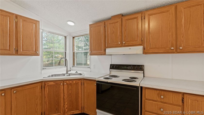 Come check out this refreshed 3-bedroom, 2-bath manufactured - photo 49