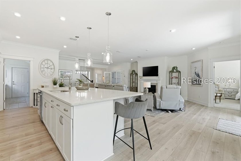 Welcome to the highly sought-after Ibiza Loft model in Four - photo 15