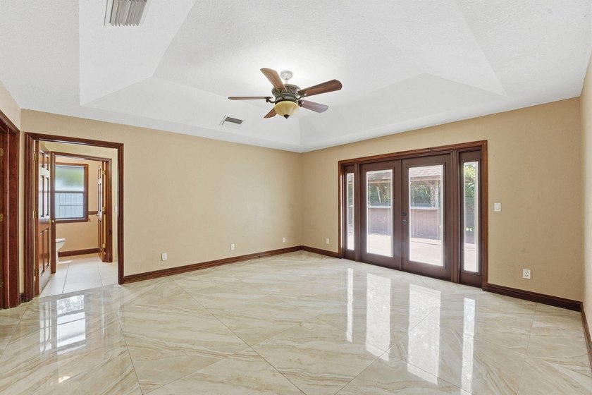 Exceptional 6-bedroom, 5-bath estate in the highly desirable - photo 20