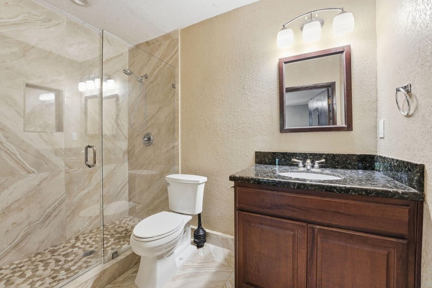 Exceptional 6-bedroom, 5-bath estate in the highly desirable - photo 24