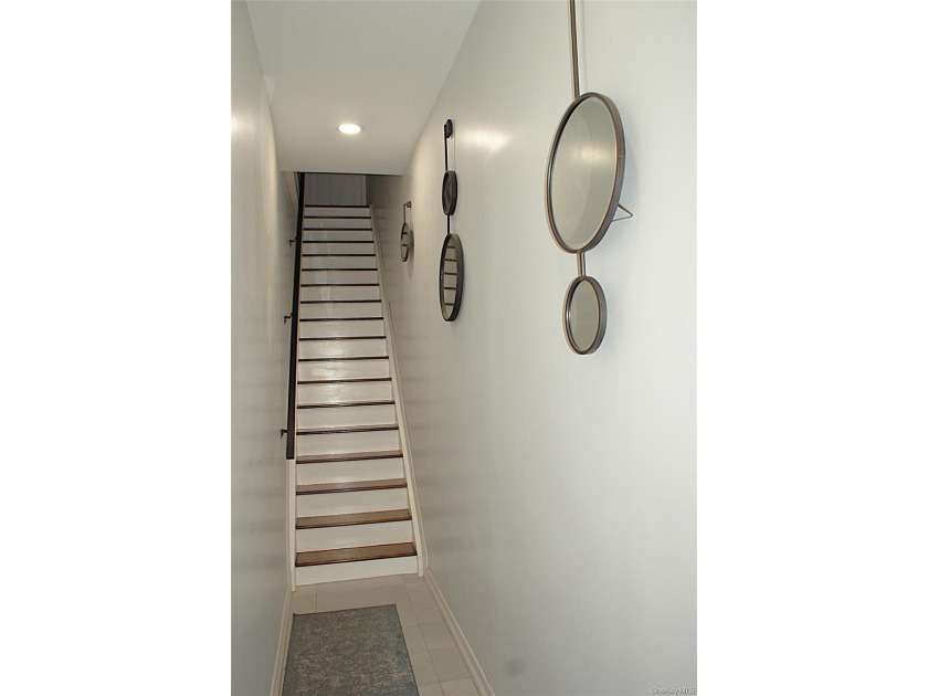 Property is located in an expanding residential /commercial - photo 3