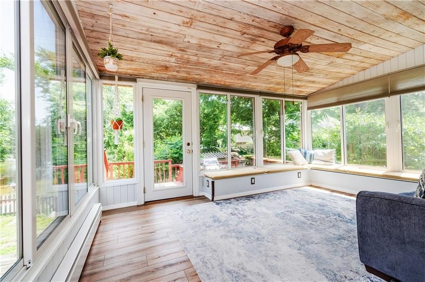 A special waterfront opportunity at 41 Mount View Avenue! This - photo 22