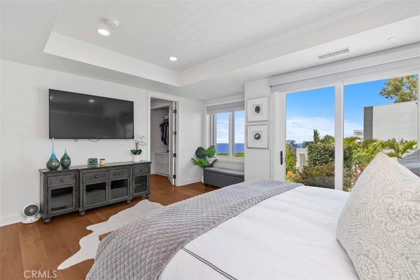 Enjoy sweeping ocean views from this 4-bedroom, 3.5-bathroom - photo 26
