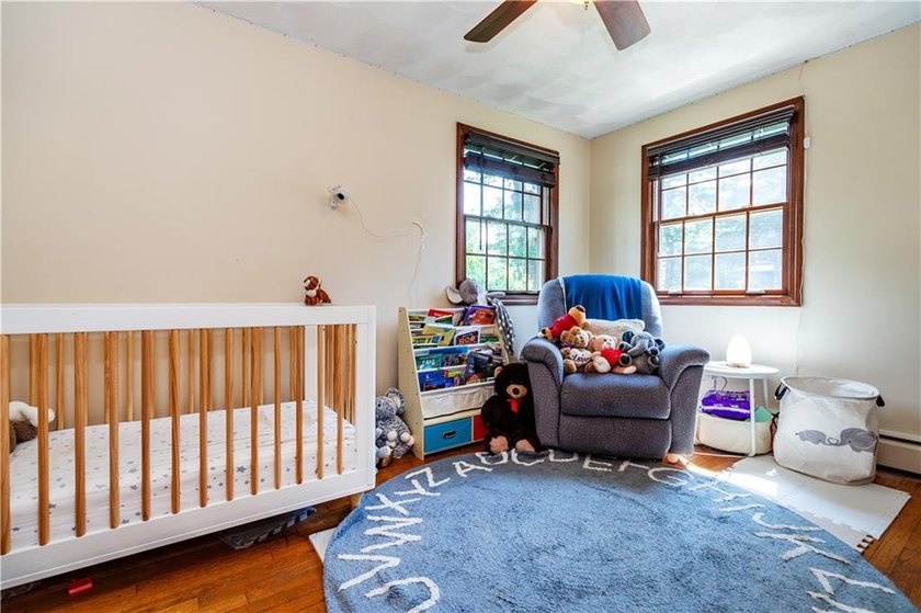 A special waterfront opportunity at 41 Mount View Avenue! This - photo 27