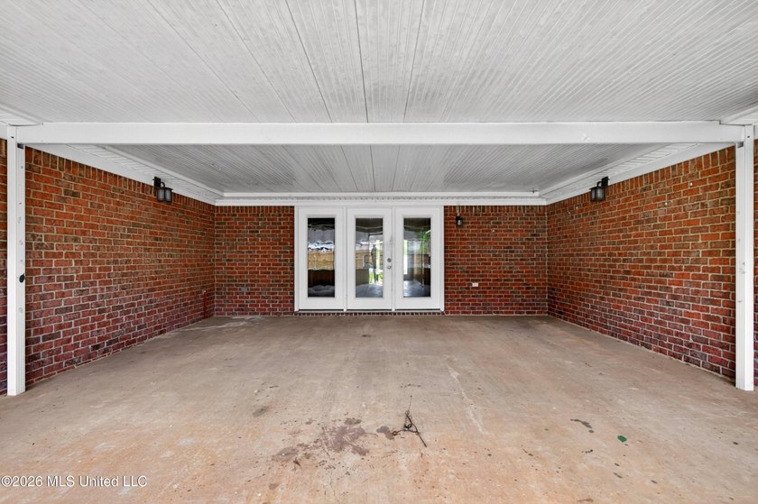 5 bedroom home in the popular centrally located area of St - photo 33