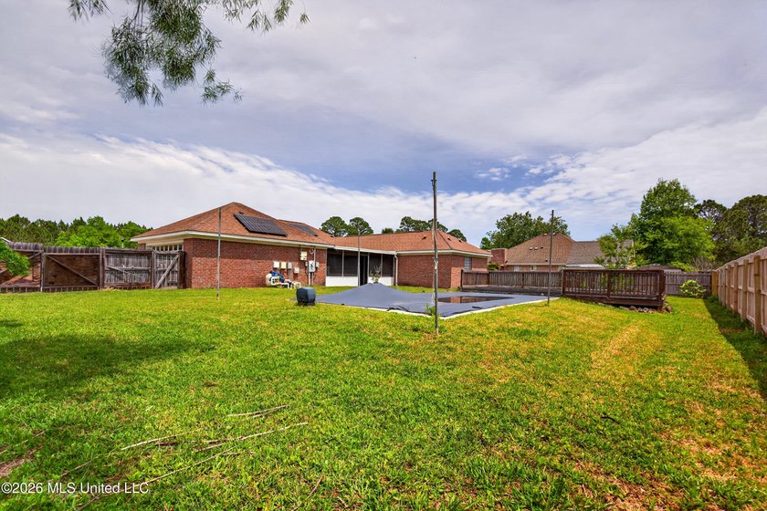 5 bedroom home in the popular centrally located area of St - photo 38