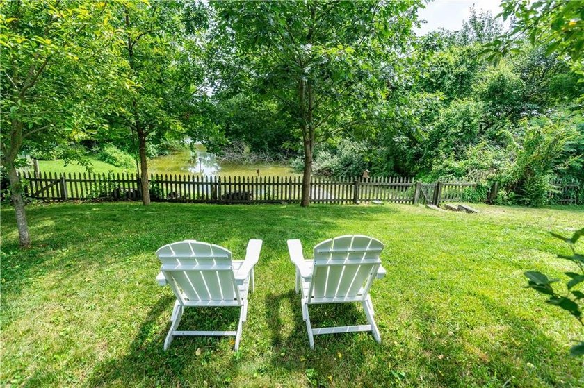 A special waterfront opportunity at 41 Mount View Avenue! This - photo 42