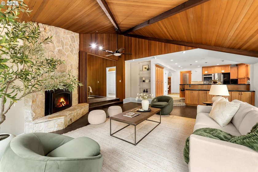 Escape to your own private Pacific Northwest retreat, where - photo 8