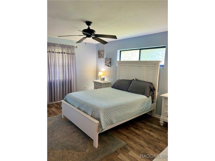 Charming and full of character, this 2-bedroom, 2-bathroom home - photo 11