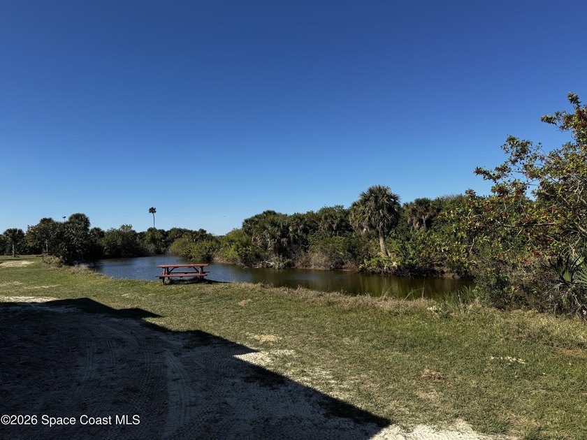 Saddle up to wide-open space and true country peacefulness on - photo 6