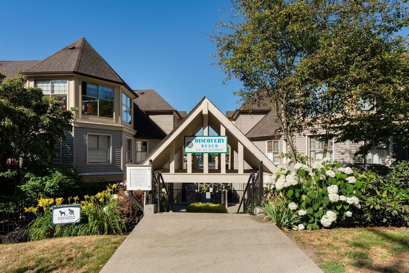 Tucked away behind your own private fenced garden oasis, this - photo 31