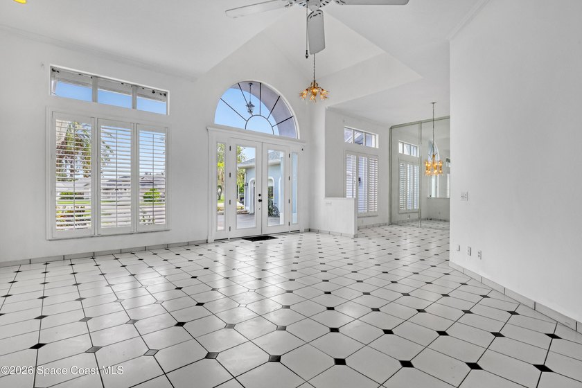 Exceptional value in this custom-built 3,300 sq. ft. concrete - photo 8