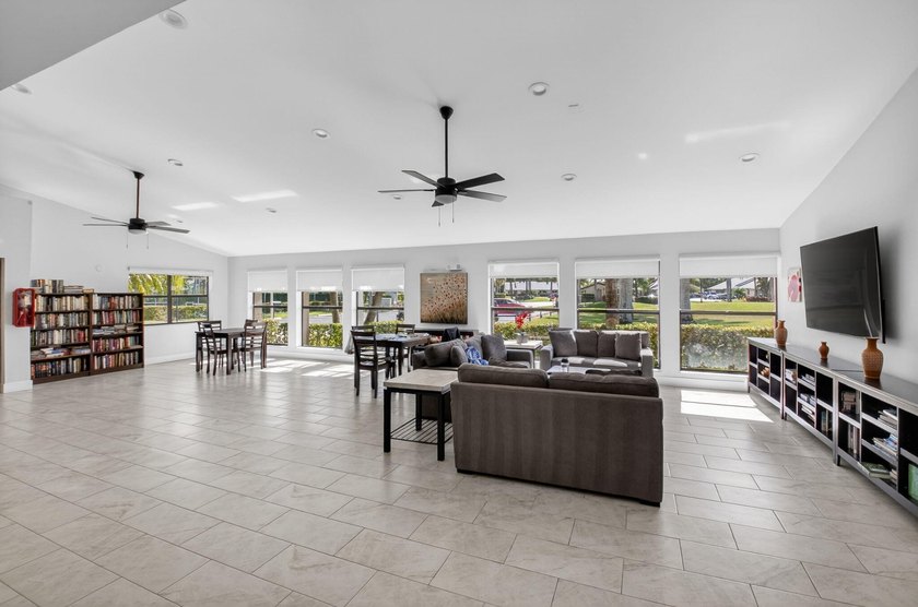 Experience comfort and convenience in this NEWLY RENOVATED - photo 44