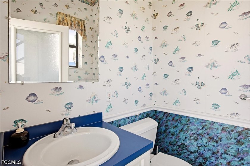 Rarely does a property like this come available, offering - photo 22