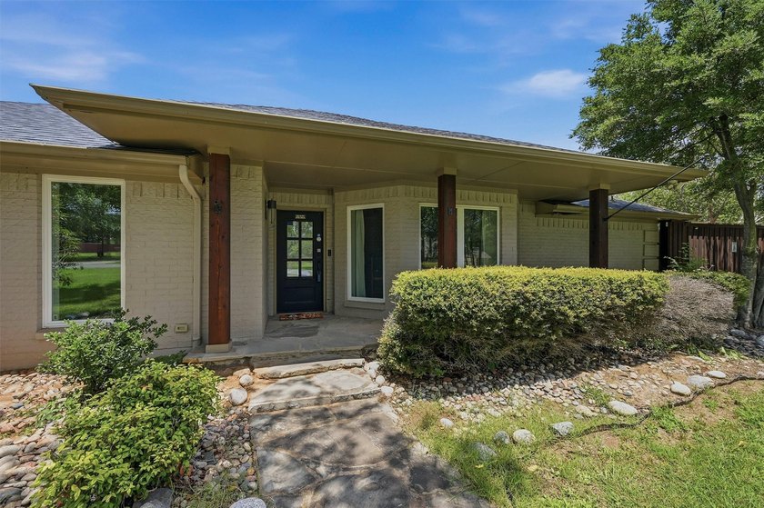 Welcome to Lake Texoma and your Dream Home....Located near the - photo 3