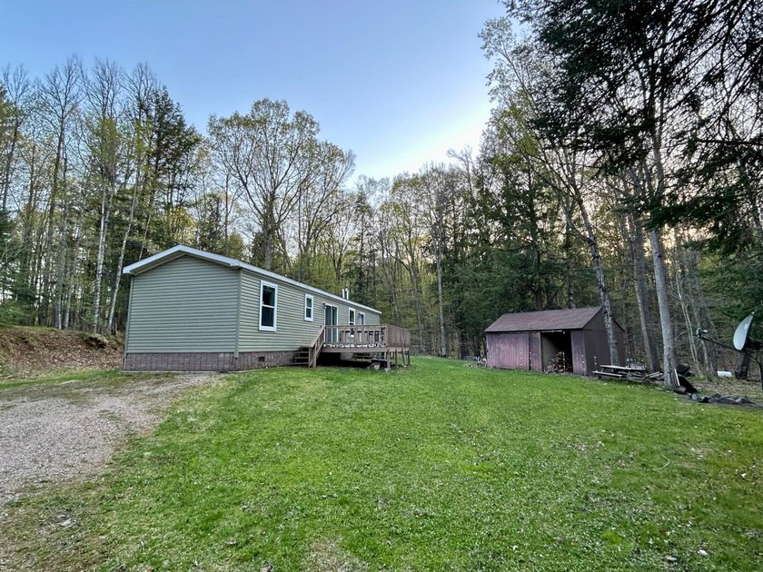 Here's your new UP NORTH Property! This 2 BR/1Bth, 2017 build - photo 18