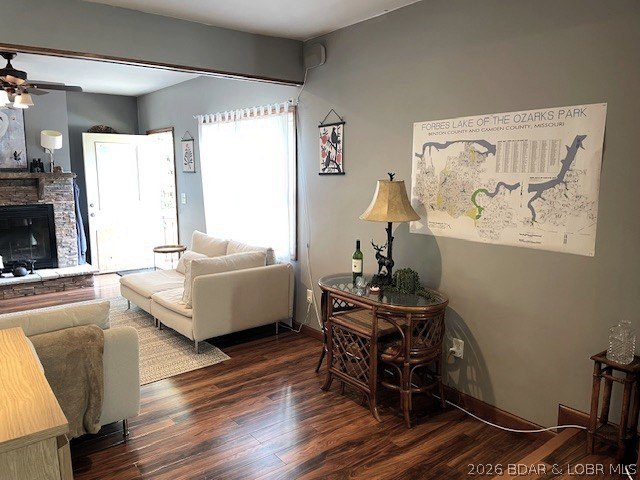 Welcome to your private retreat! This charming ranch home - photo 12