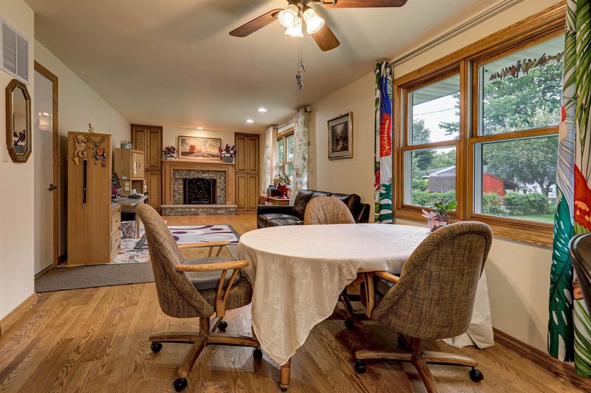 Check out this very well maintained, beautiful 3 bedroom Cape - photo 14