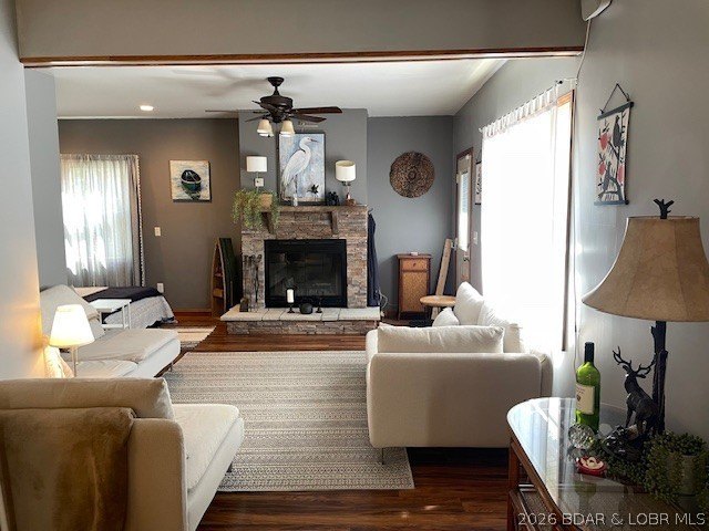 Welcome to your private retreat! This charming ranch home - photo 15