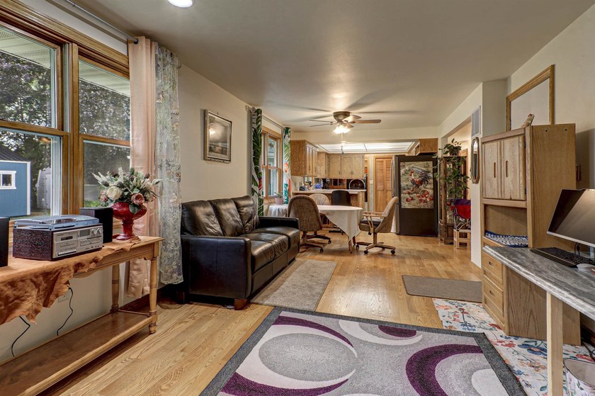 Check out this very well maintained, beautiful 3 bedroom Cape - photo 15