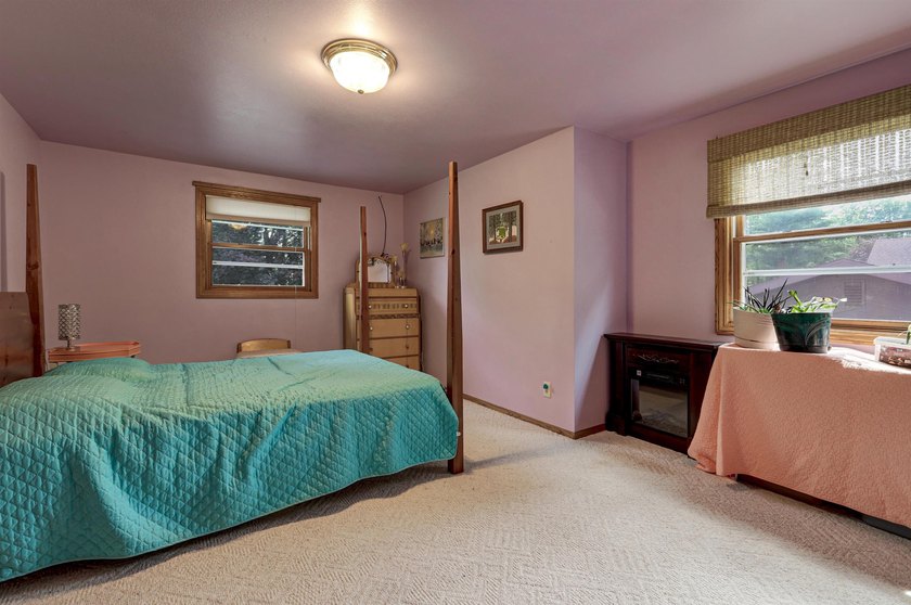 Check out this very well maintained, beautiful 3 bedroom Cape - photo 22