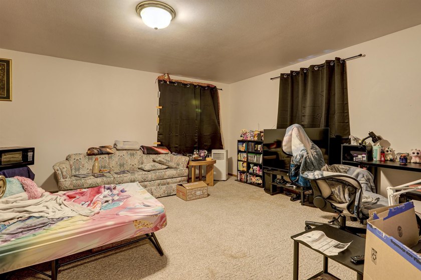 Check out this very well maintained, beautiful 3 bedroom Cape - photo 24