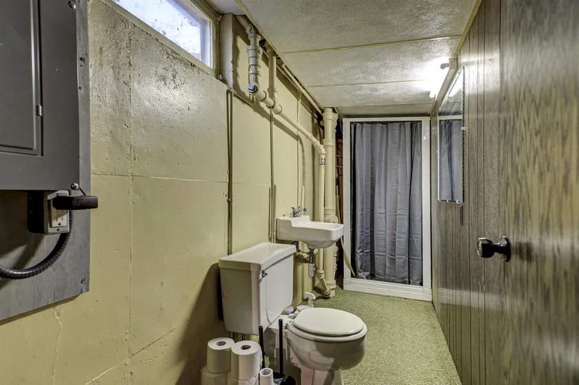 Check out this very well maintained, beautiful 3 bedroom Cape - photo 30