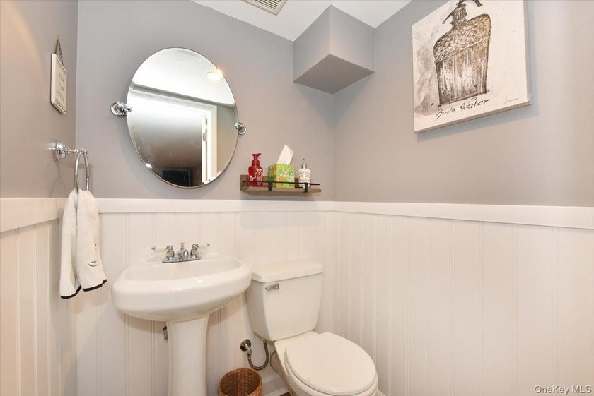 Welcome to this exceptional custom-expanded home in Massapequa - photo 35