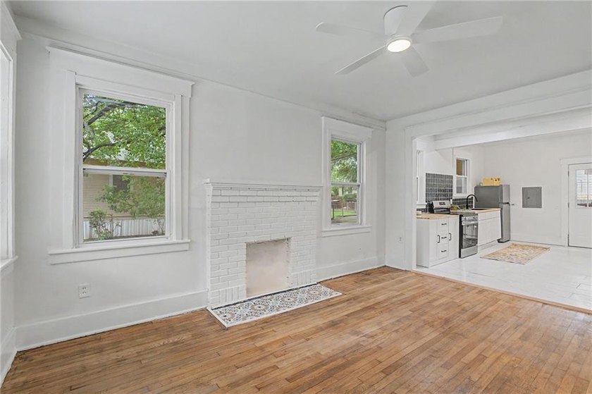 Welcome to 812 E. 33rd Street, a beautifully updated bungalow - photo 5