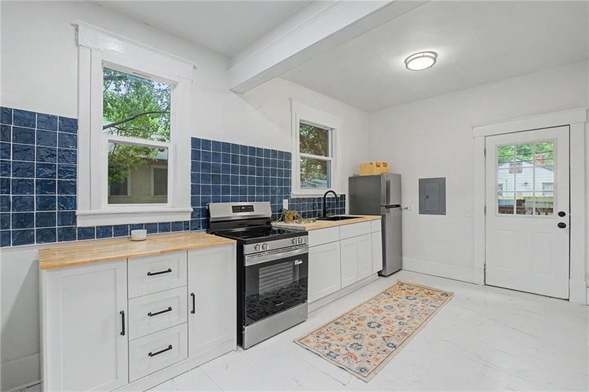 Welcome to 812 E. 33rd Street, a beautifully updated bungalow - photo 8