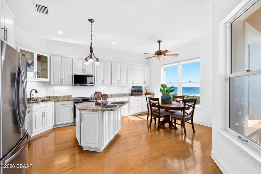 Two Parcels. One Extraordinary Coastal Estate. An exceptional - photo 37